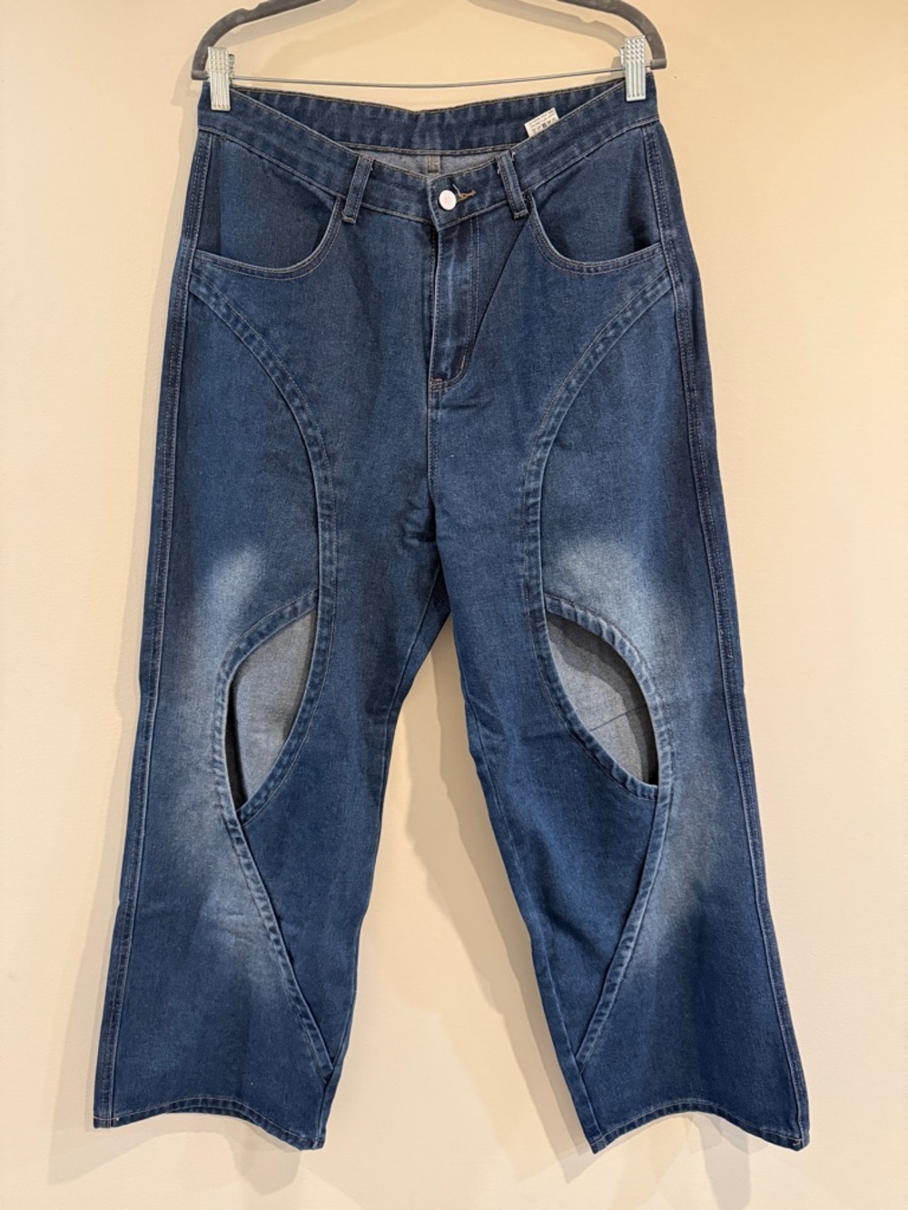 Vintage Men's Relaxed Dark Blue Jeans with Cutout Panels
